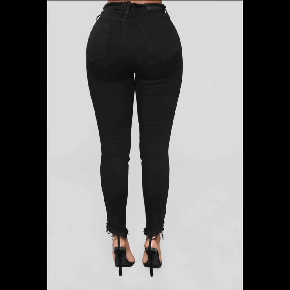 🖤New Black Jeans🖤 - Picture 4 of 6